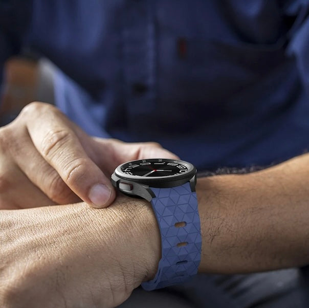 navy-blue-hex-pattern-apple-watch-watch-straps-nz-silicone-football-pattern-watch-bands-aus